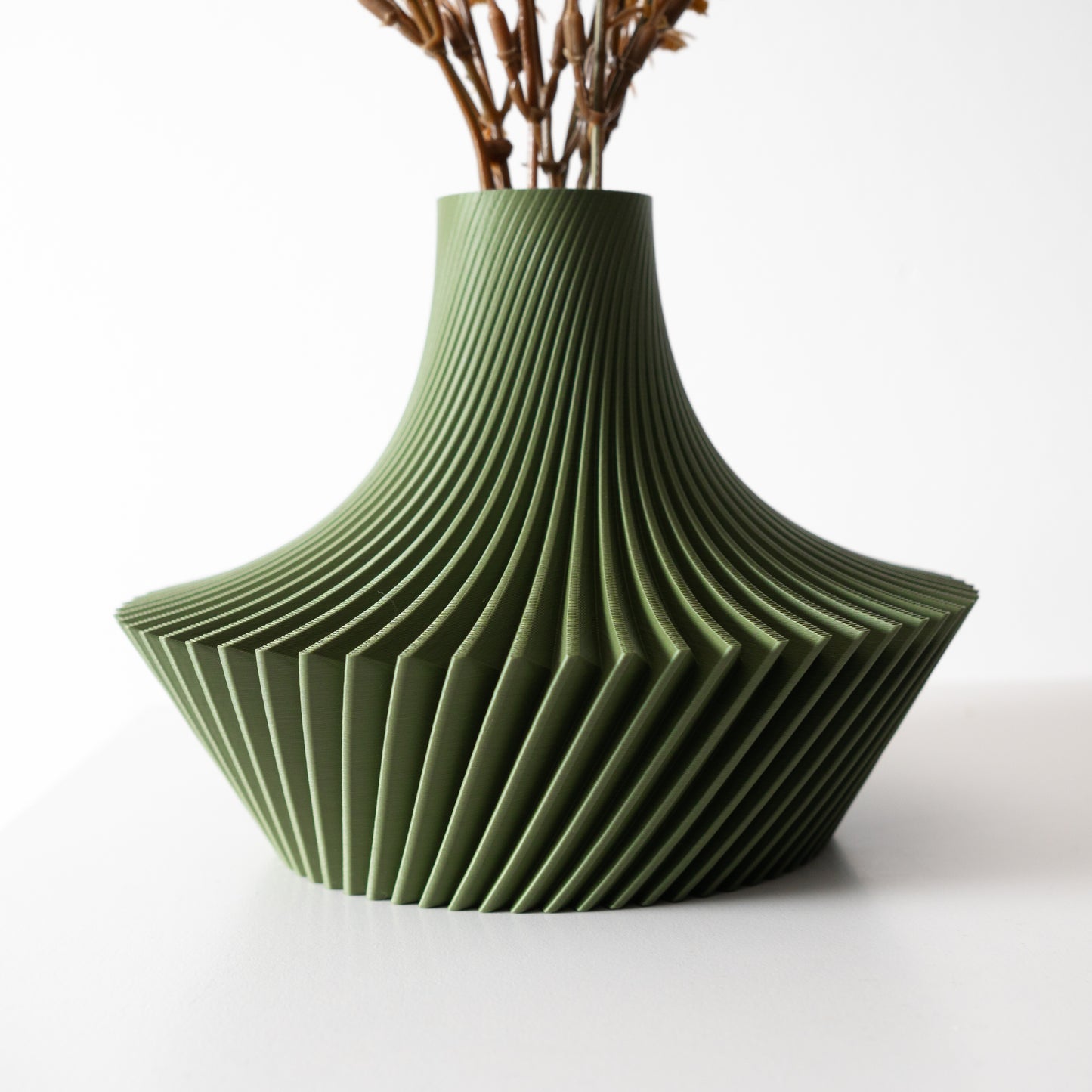 Kitan Short Vase, Modern and Unique Home Decor