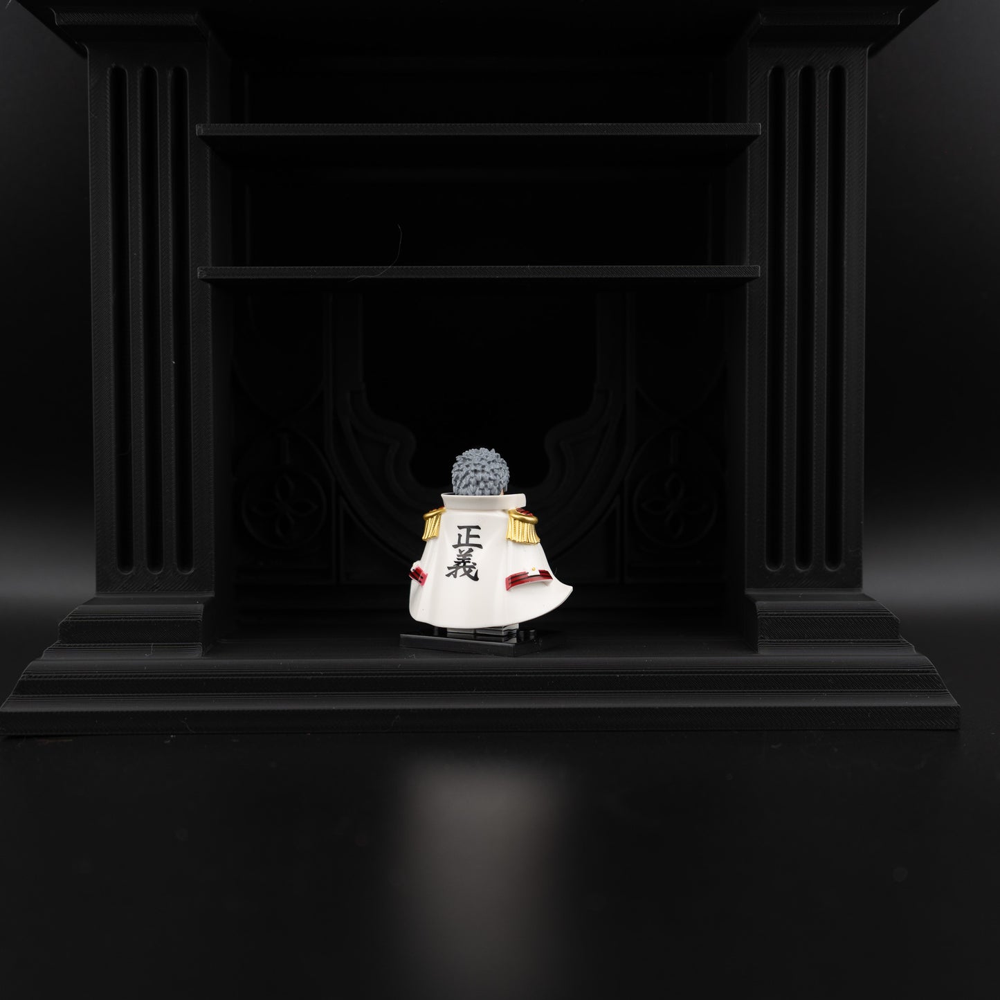 NEW Lego Minifigure One Piece Monkey D. Garp