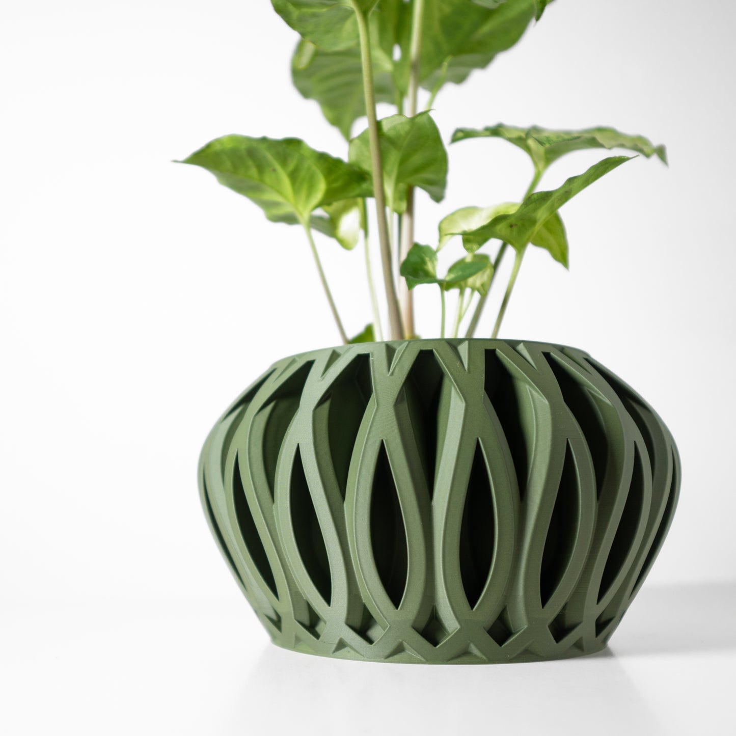 Serik Planter Pot