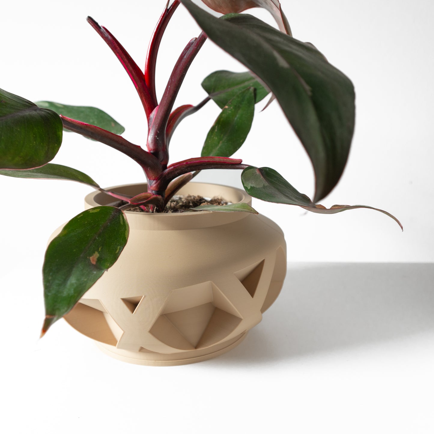 Nomio Planter Pot