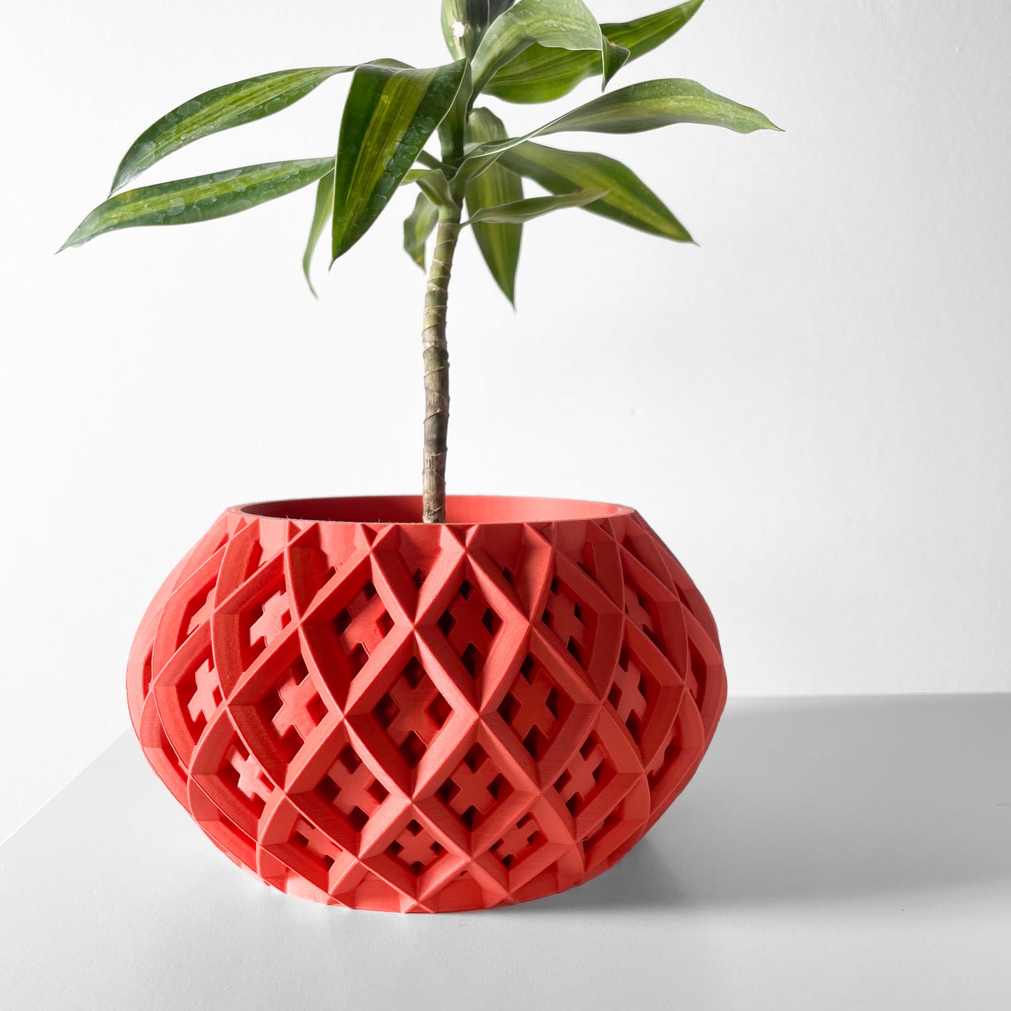 Rokio Planter Pot with Drainage Tray