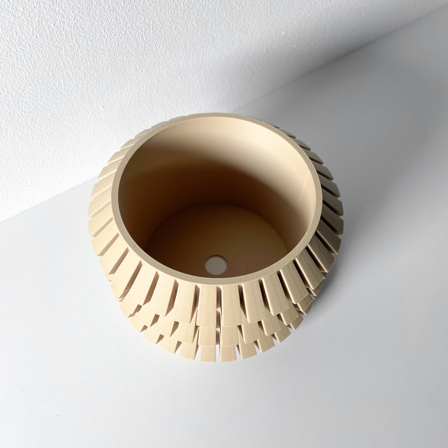 Sivat Planter Pot