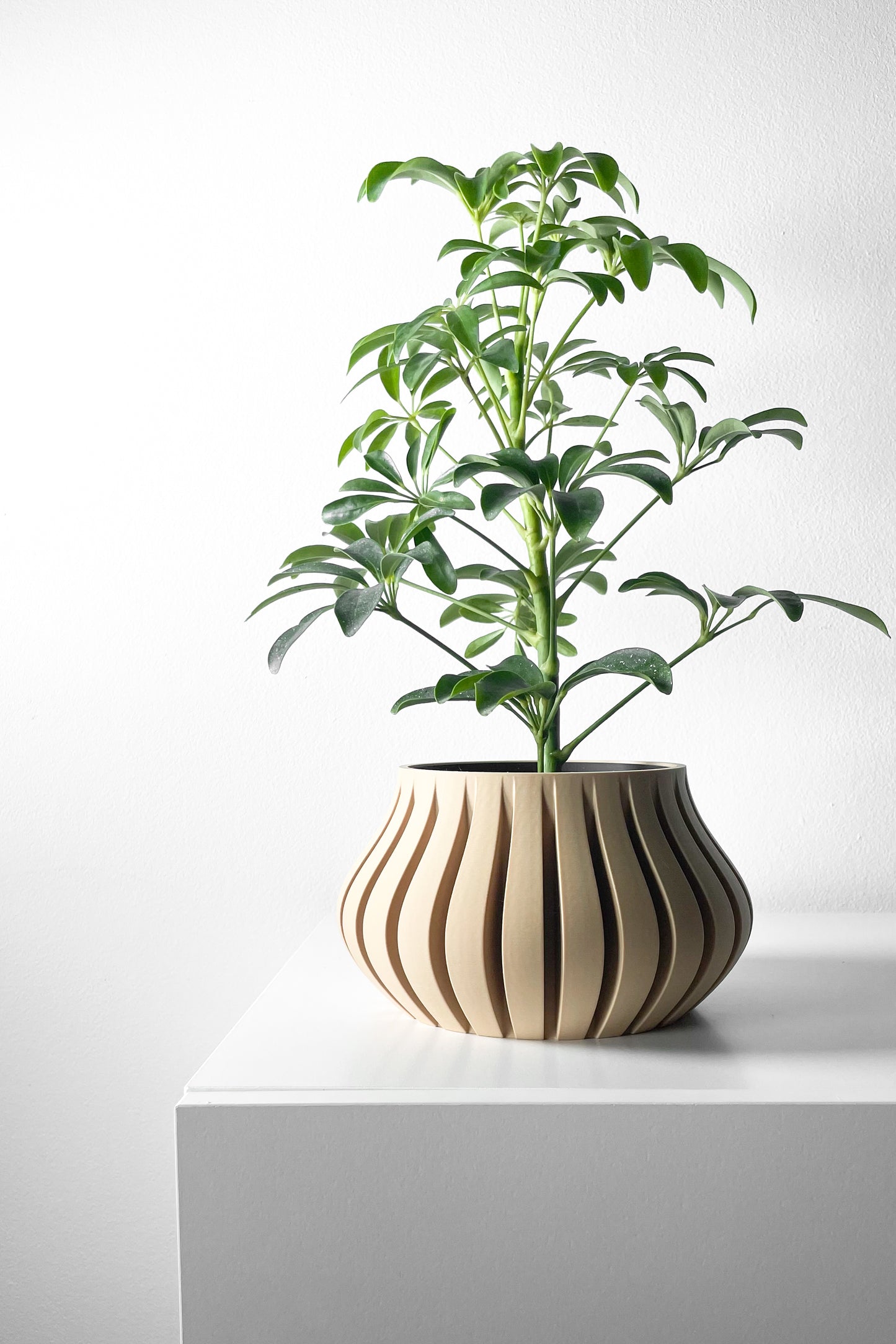 Toril Planter Pot