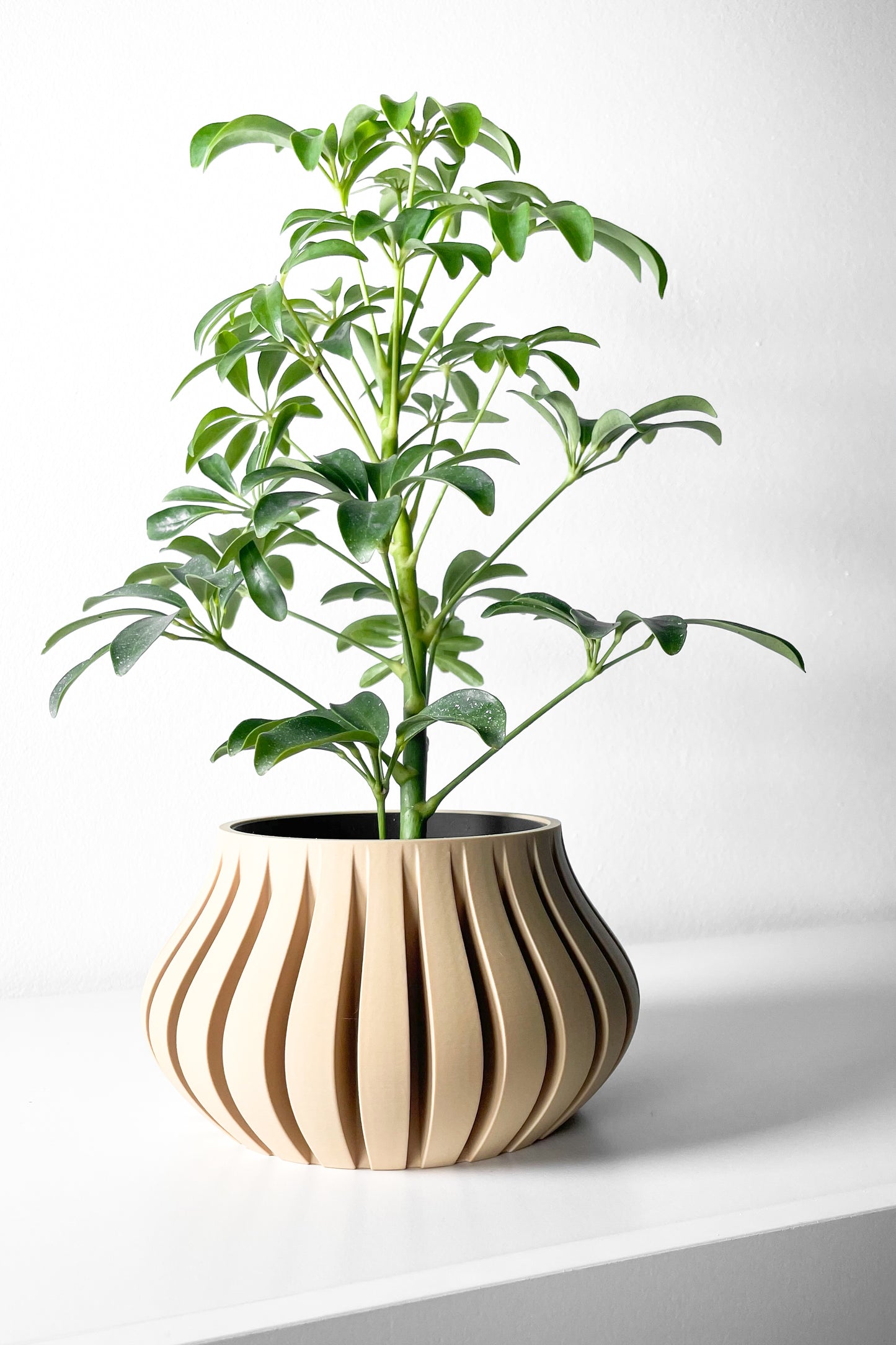 Toril Planter Pot